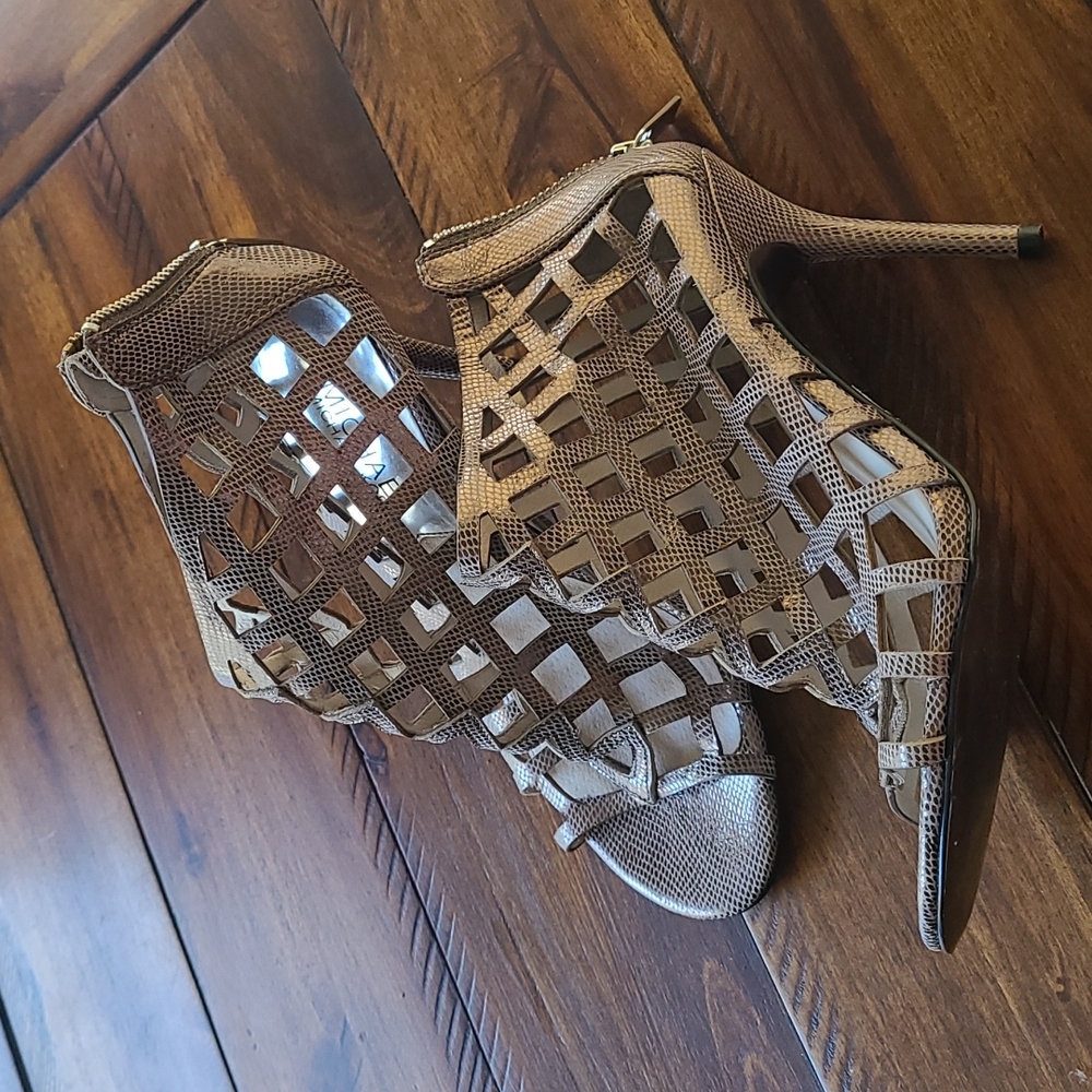Michael Kors Heels size 6